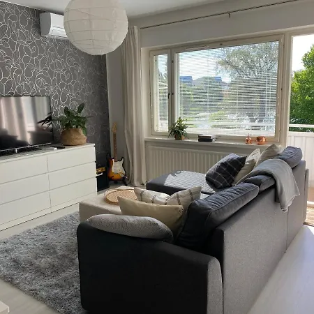 Tilava Ilmastoitu Yksioe Keskeisellae Sijainnilla Apartman Kuopio